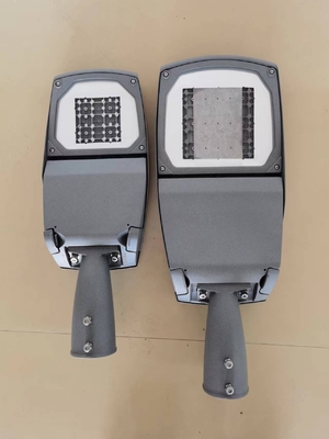 مقاوم للأتربة Diecasting الألومنيوم LED ضوء الشارع الإسكان 15 درجة الميل قابل للتعديل