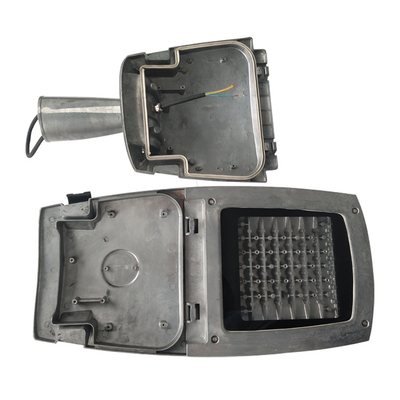 يموت الصب الألومنيوم LED شارع الخفيفة الإسكان IP66 IK08 ADC12 شل