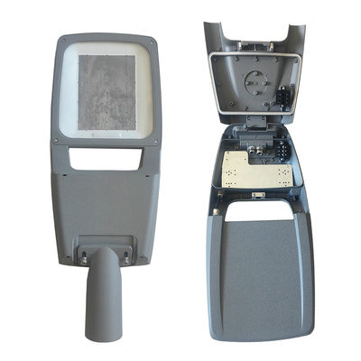 أضواء الشوارع الخارجية المصنوعة من الألومنيوم LED PI66 ضمان 5 سنوات 3030 5050 LED