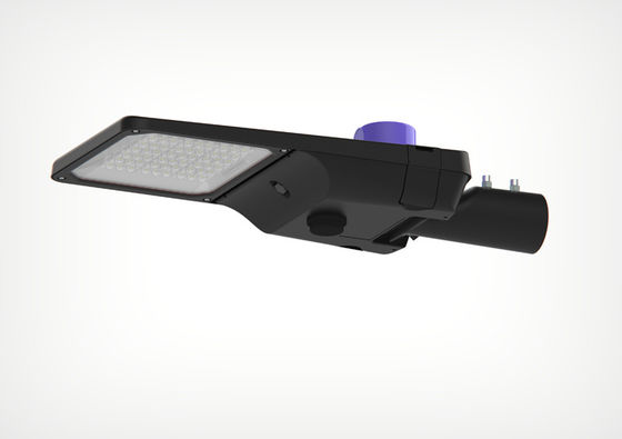 مصابيح وقوف السيارات من سبيكة الألومنيوم الذكية مصابيح المرآب توفير الطاقة عمر 50000 ساعة